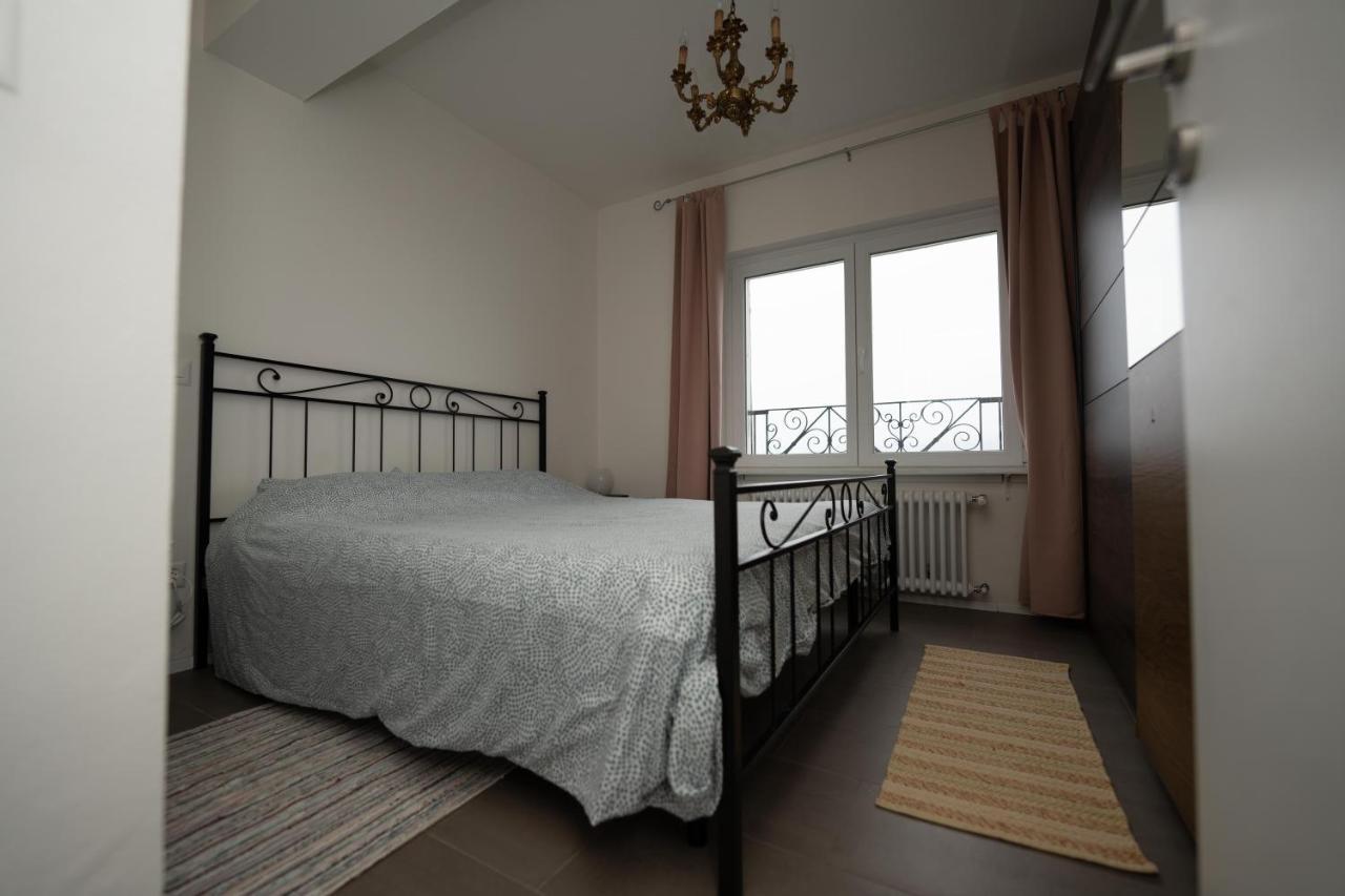 Entire Apartments With Stunning View Кадемарио Экстерьер фото